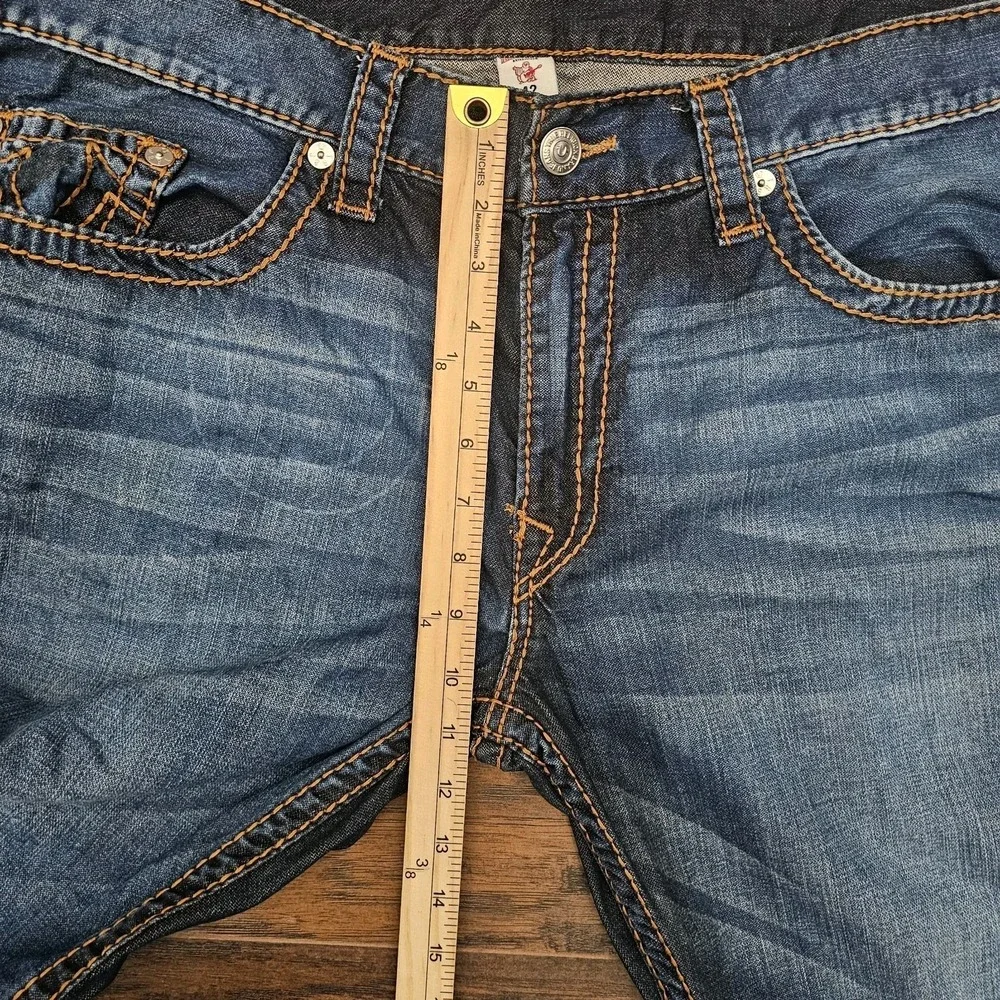 True Religion Men's 42x32 Skinny Big T Thick Stitching Denim Jeans Medium‎ Wash
